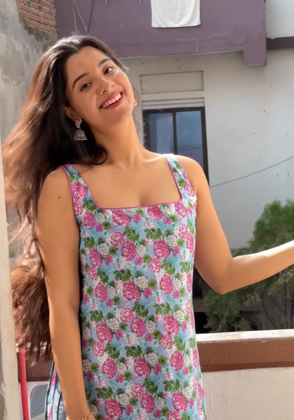 Everyday Bloom – Stylish Floral Kurti